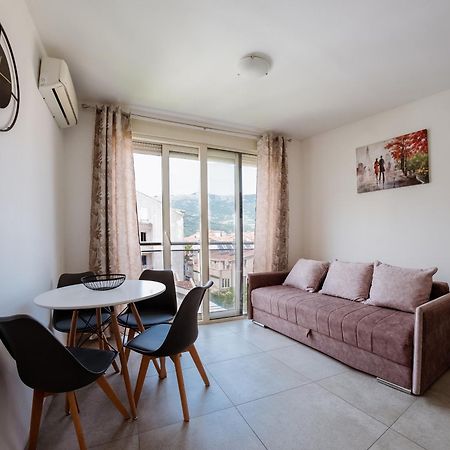 Square Inn Μπούντβα Εξωτερικό φωτογραφία