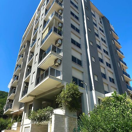 Square Inn Μπούντβα Εξωτερικό φωτογραφία