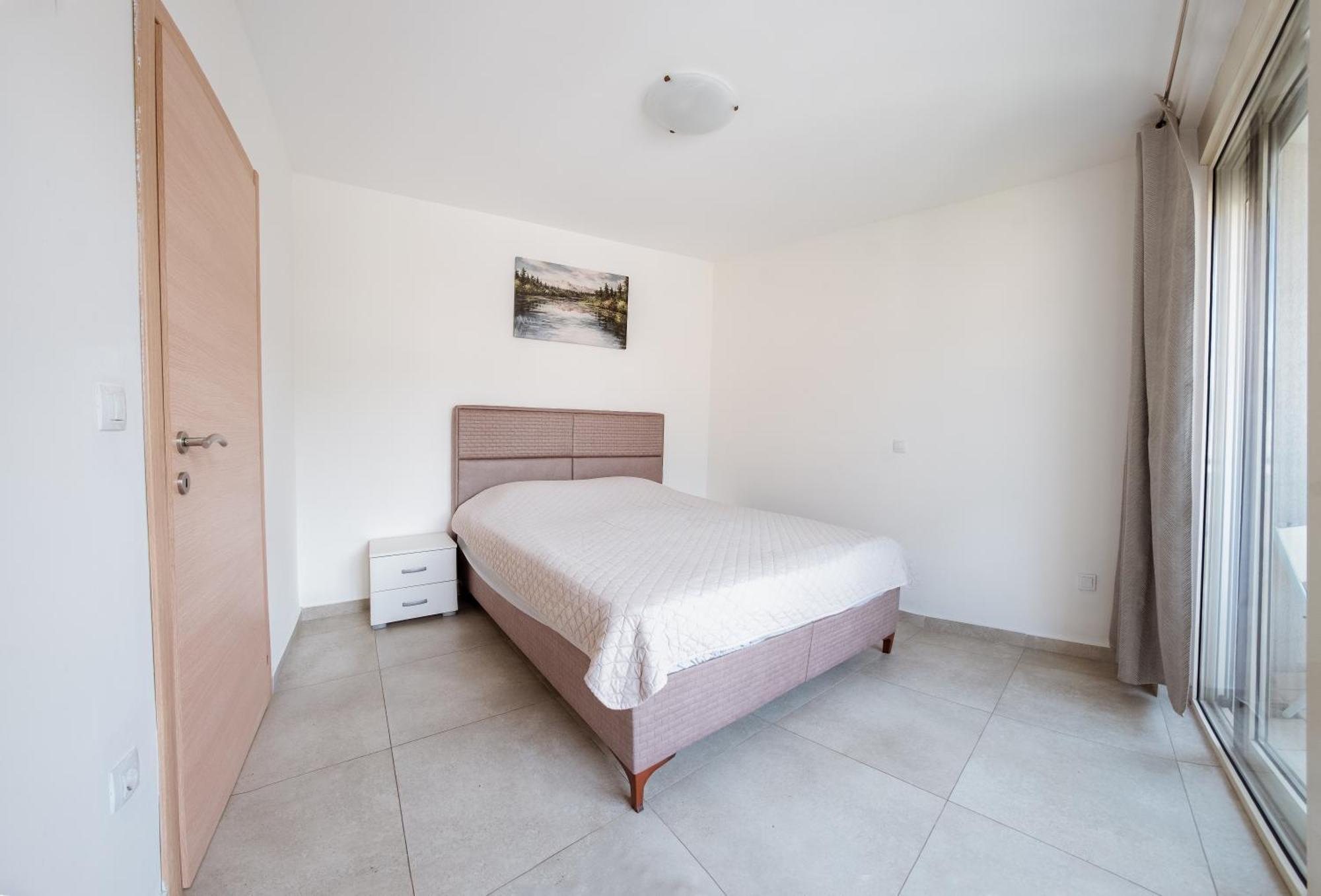 Square Inn Μπούντβα Εξωτερικό φωτογραφία
